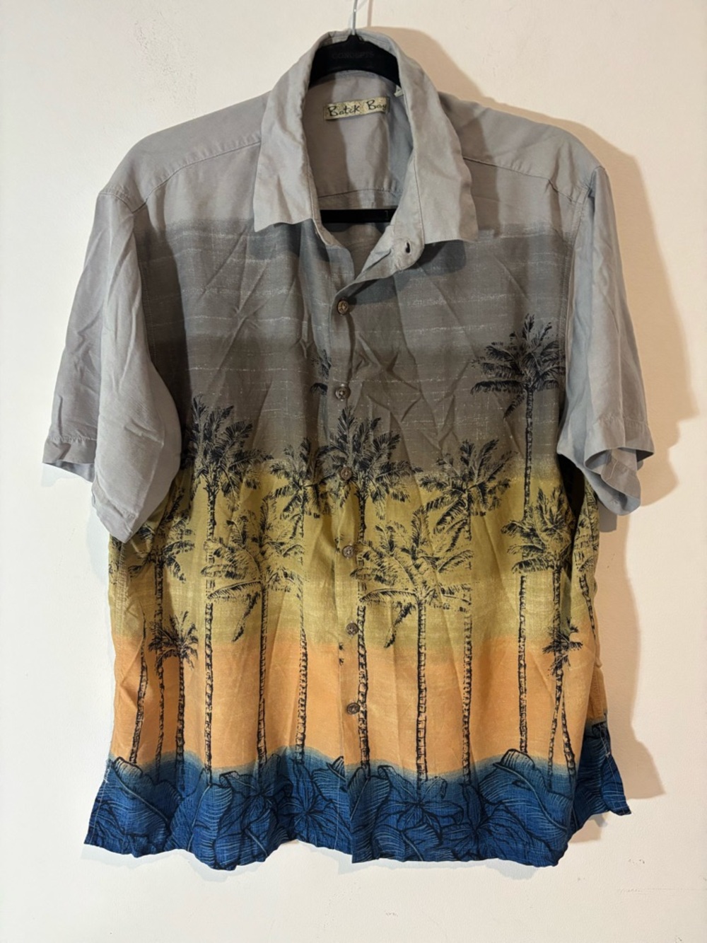 Batik Bay men’s XL Gray Palm-Print Short Sleeve Button-Down Shirt Casual Vaca